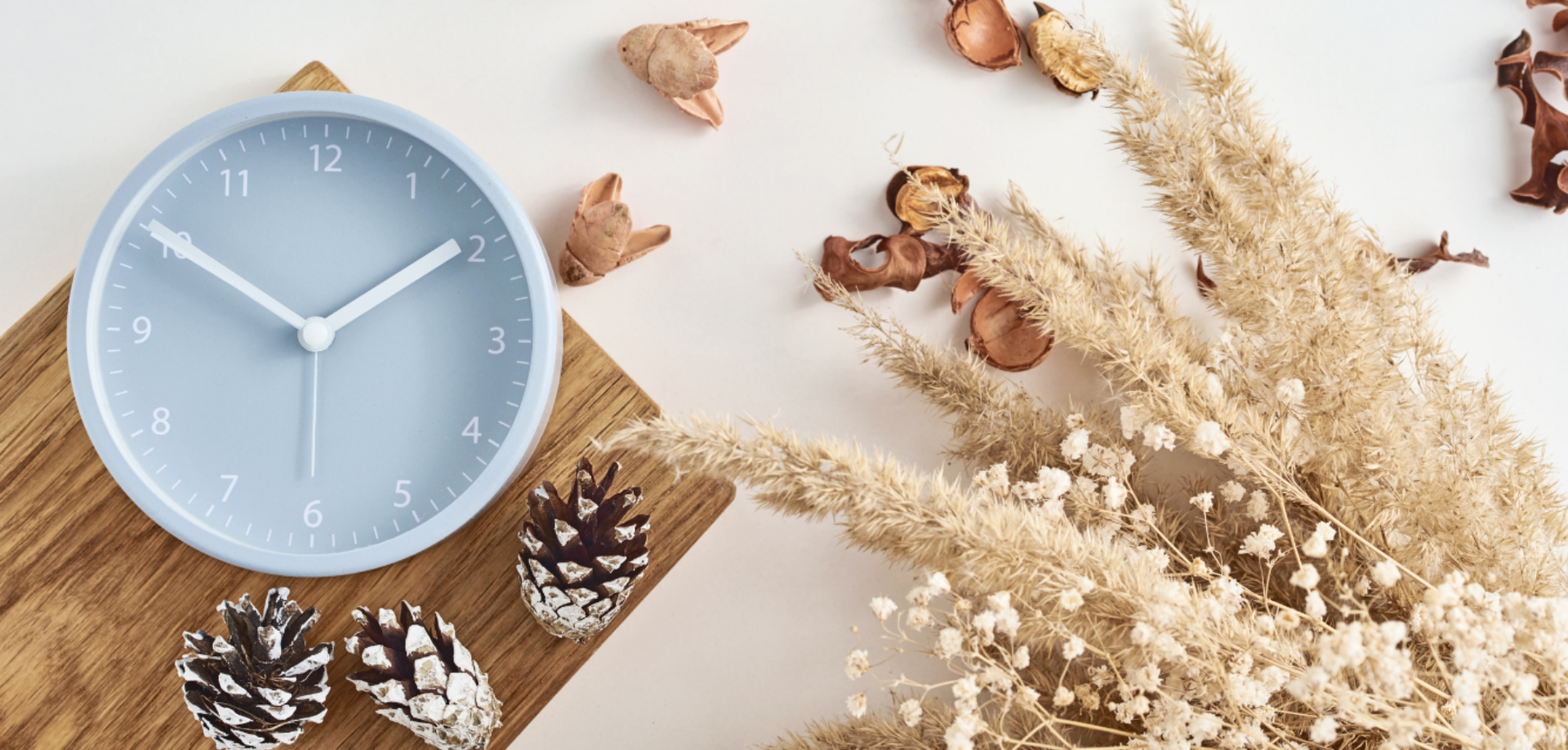 Déco murale horloge : comment sublimer vos murs avec style ?