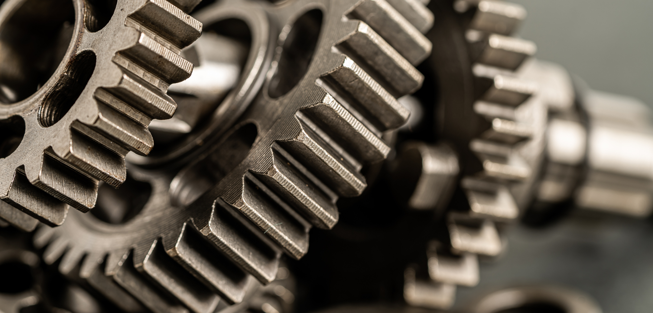 Pourquoi craquer pour une horloge engrenage en 2025 ?