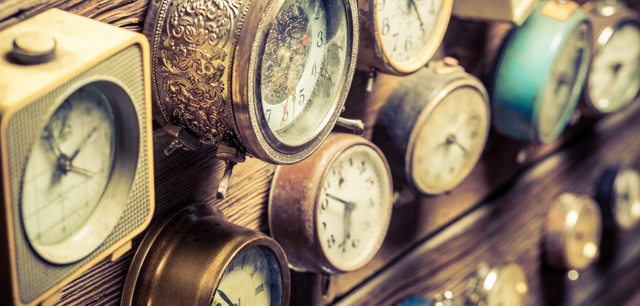 Comment réparer une horloge murale ?