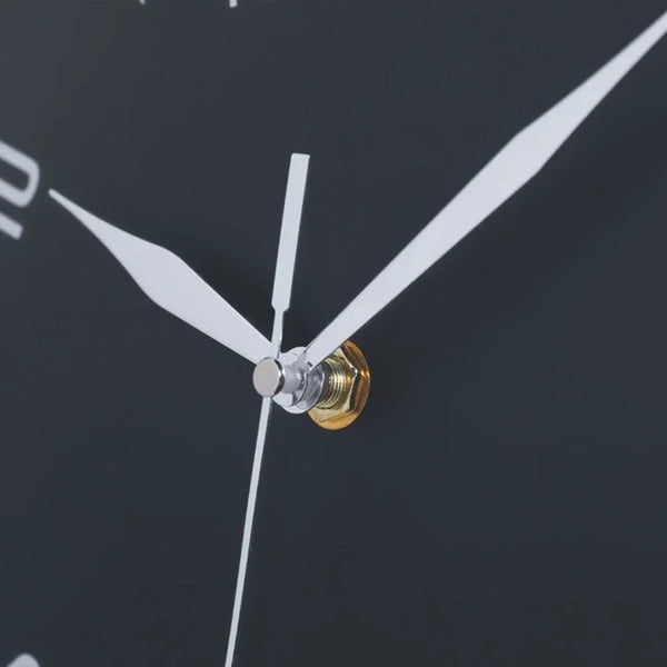 Horloge Noire Design