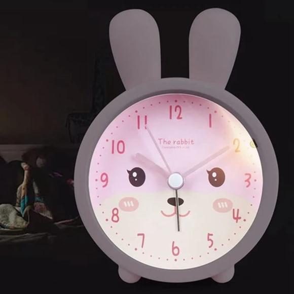 Réveil Lapin LED Forever Light INGRID FNL-05 - Lampe De Nuit Enfant Avec Horloge, USB-C Et Minuterie